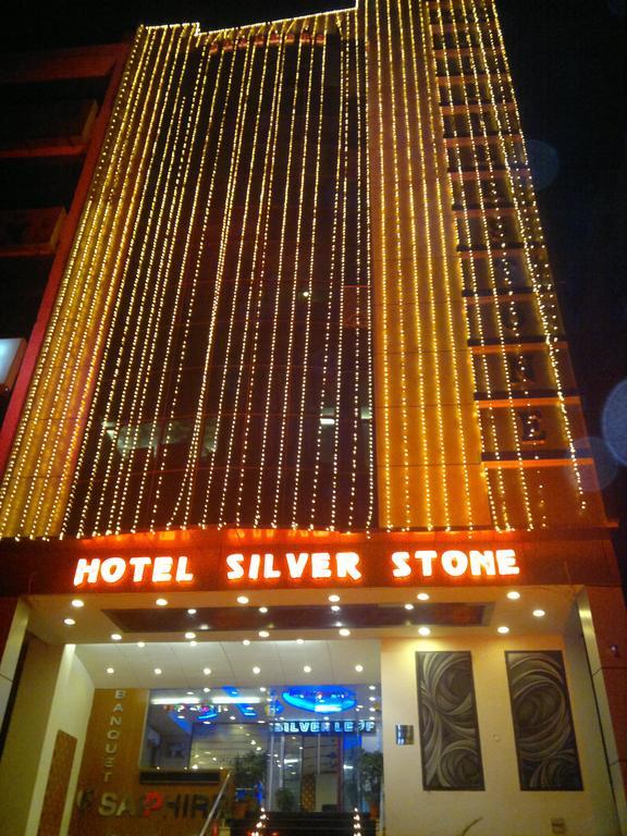 Hotel Silver Stone Ludhiana Exterior foto