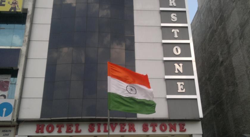 Hotel Silver Stone Ludhiana Exterior foto